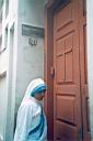 031202_i0429_calcutta_mother-teresa_entrance.jpg