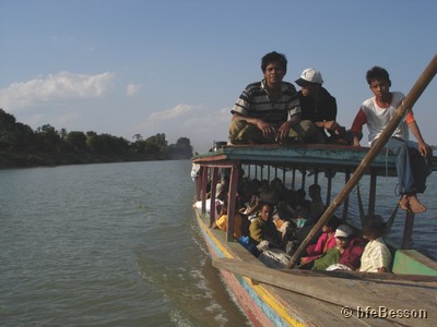 DSC04705_050113_Mekong boat