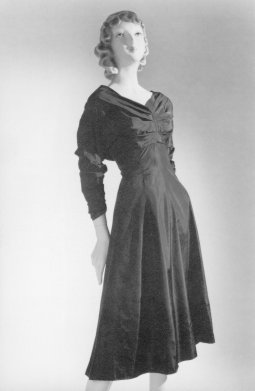 Robe Cocktail 1956